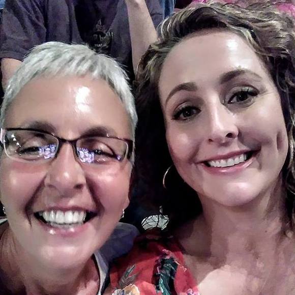 Meet your Posher, Elaine - Picture 1 of 1